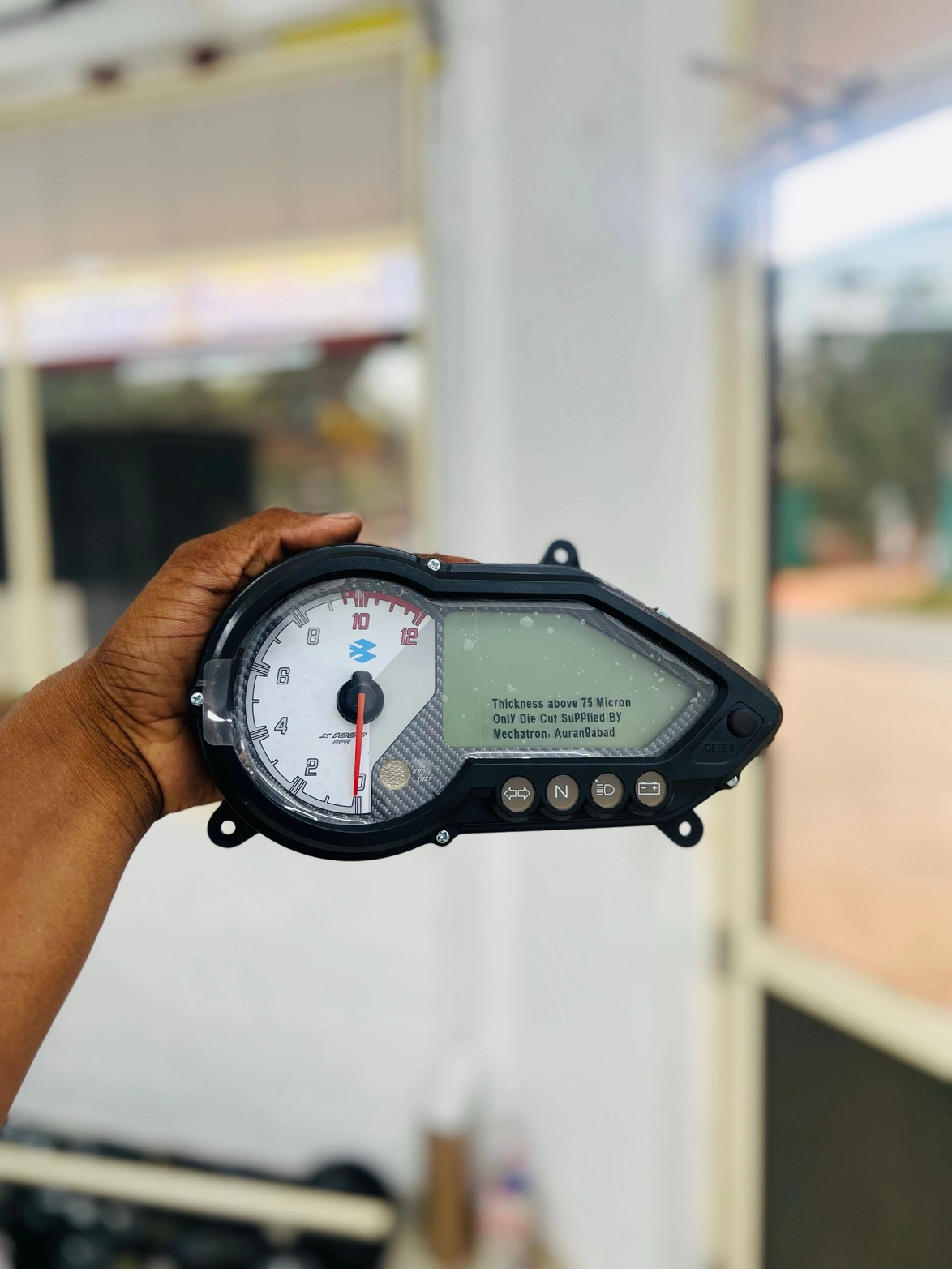 PULSER 150 UG6 DIGITAL METER